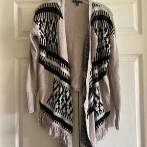 AE Cardigan